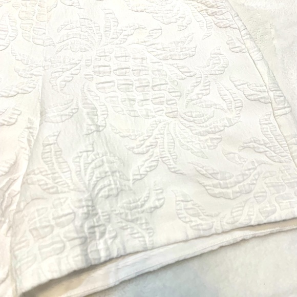 Lilly Pulitzer White Zina Stretch Romper Pineapple Size 0 - Picture 3 of 10